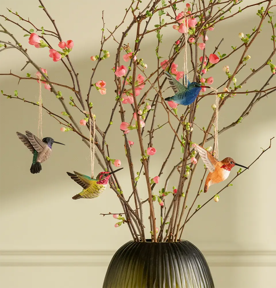 Handgeschnitzter Vogelanhanger Kolibri